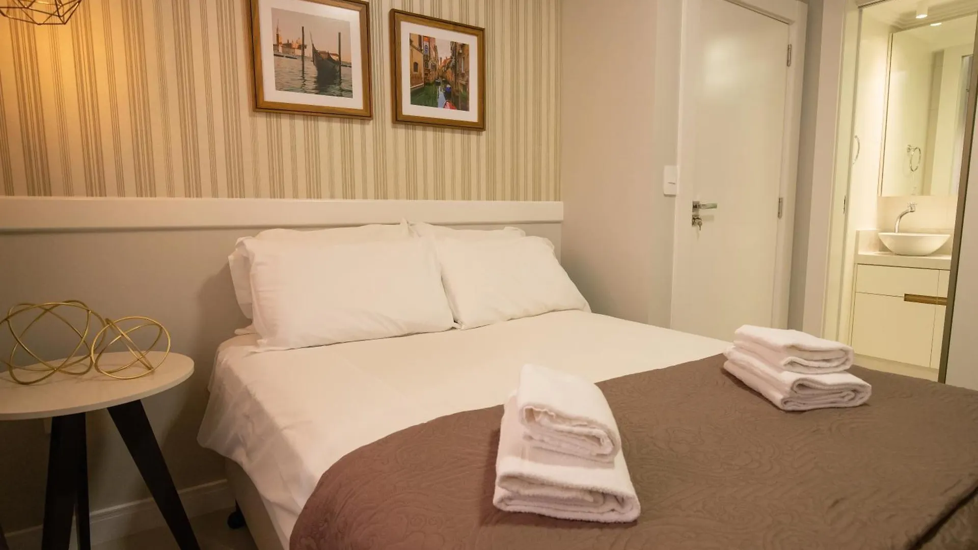 公寓 Apartamento Requintado Na Avenida Atlantica N1683 Balneário Camboriú