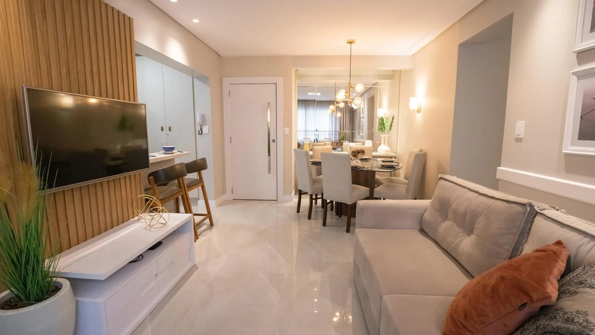 Apartamento Requintado Na Avenida Atlantica N1683 location