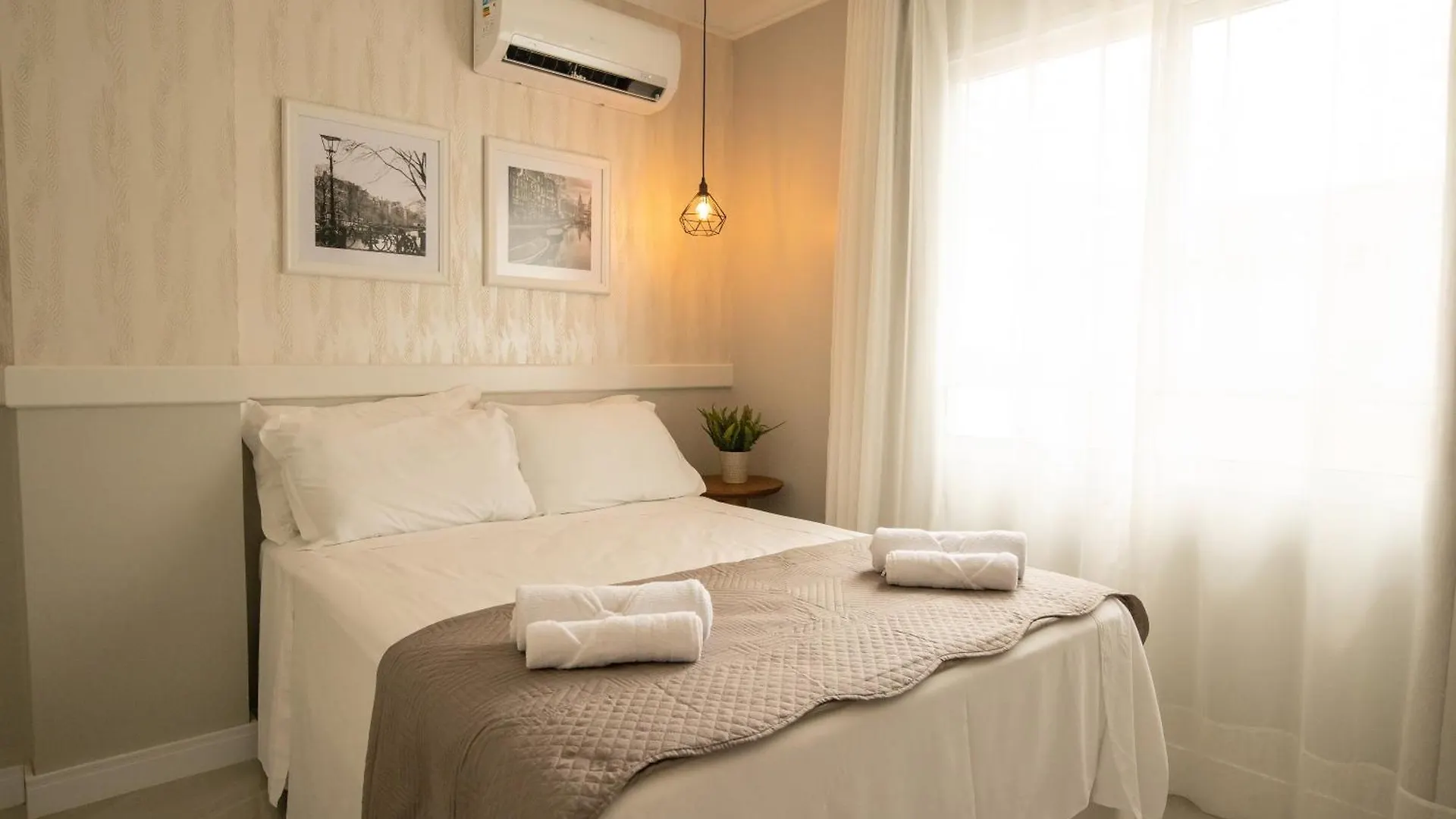 Apartamento Requintado Na Avenida Atlantica N1683 Balneário Camboriú